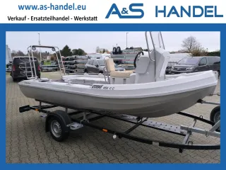 KTS Suski Bootstrailer 750 kg schwarz mit Laufsteg - Bild 1
