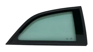 Original AUDI A1 Seitenscheibe Dreiecksscheibe Hinten Rechts 8X3845300 - Bild 1