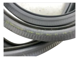Original VW Golf 5 Plus Türdichtung Türdichtgummi rechts vorn 5M0867911D - Bild 2