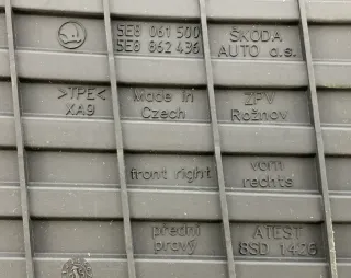 Original Skoda Oktavia Fußmatten Teppiche  5E8061500 5E8862436 5E8862435 - Bild 3
