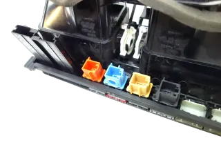 Original VW Polo 6C1, 6R1 Luftdüse Mitte mit Bedinungstasten 6RF819728 - Bild 3