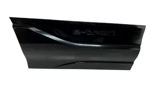 Original AUDI Q6 eTron Türverkleidung Hinten Rechts Schwarz 85H853970A - Bild 5