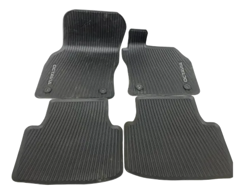 Original Skoda Oktavia Fußmatten Teppiche  5E8061500 5E8862436 5E8862435