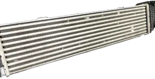 Original Mercedes Benz E-Klasse W212 C-Klasse W204 Ladeluftkühler A2045000100 - Bild 2